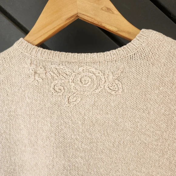 Vintage Talbots Ramie Cotton Embroidered Sweater Vest Neutral Cottagecore Button - Picture 2 of 5